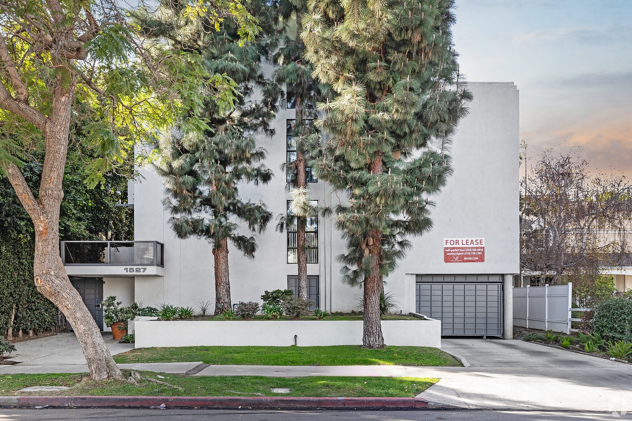 1527 Veteran Ave, Los Angeles, CA à vendre Photo principale– Image 1 sur 35