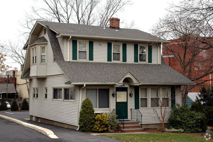 169 Dayton St, Ridgewood, NJ à louer - Photo principale – Image 1 sur 3