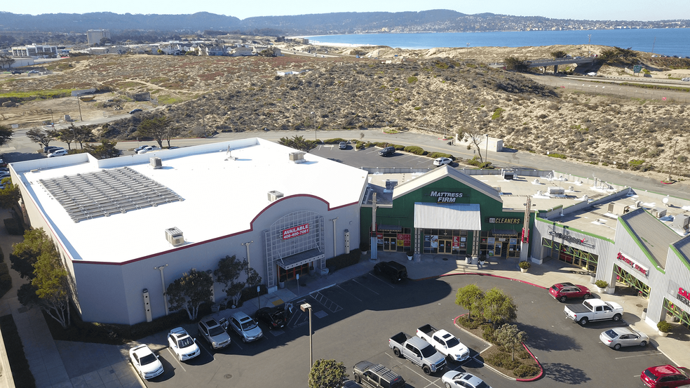 800-990 Playa Ave, Seaside, CA à louer - Photo de l’immeuble – Image 3 sur 14