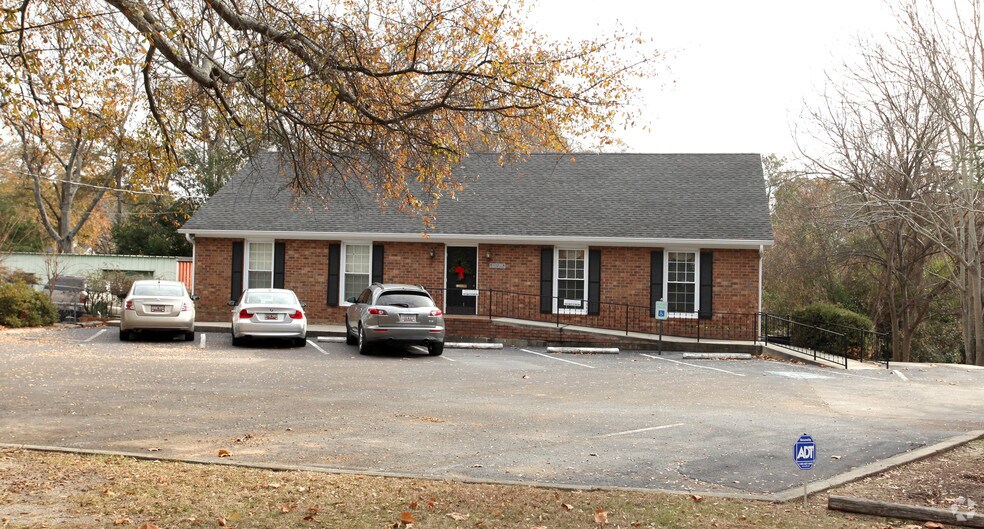 306 Laurens St NW, Aiken, SC à louer - Photo de l’immeuble – Image 2 sur 4
