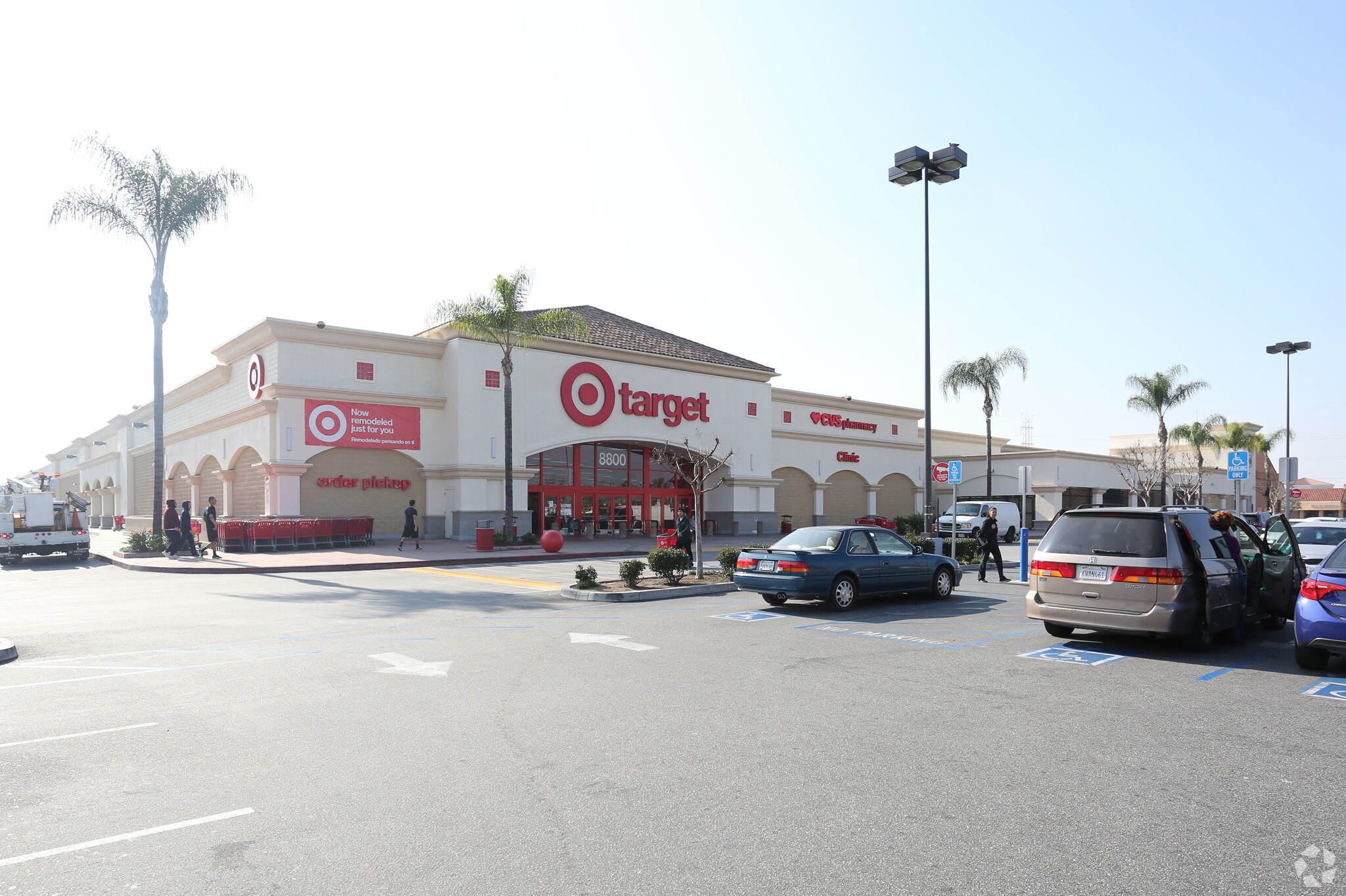 8600-8800 Whittier Blvd, Pico Rivera, CA à louer Photo principale– Image 1 sur 3