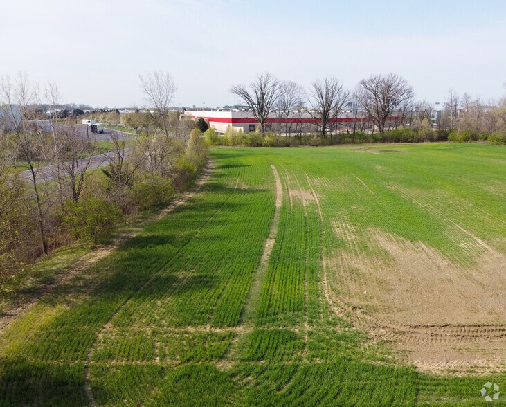 10000 Kincaid Dr, Fishers, IN à vendre - Photo de l’immeuble – Image 2 sur 2