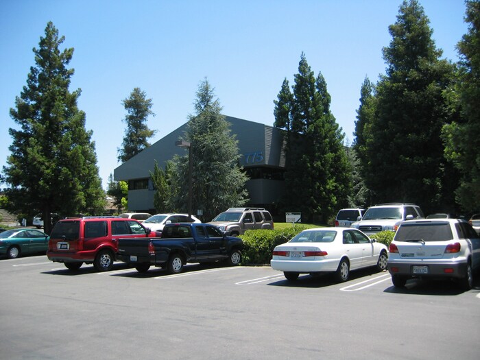 775 Sunrise Ave, Roseville, CA à louer - Photo principale – Image 1 sur 4