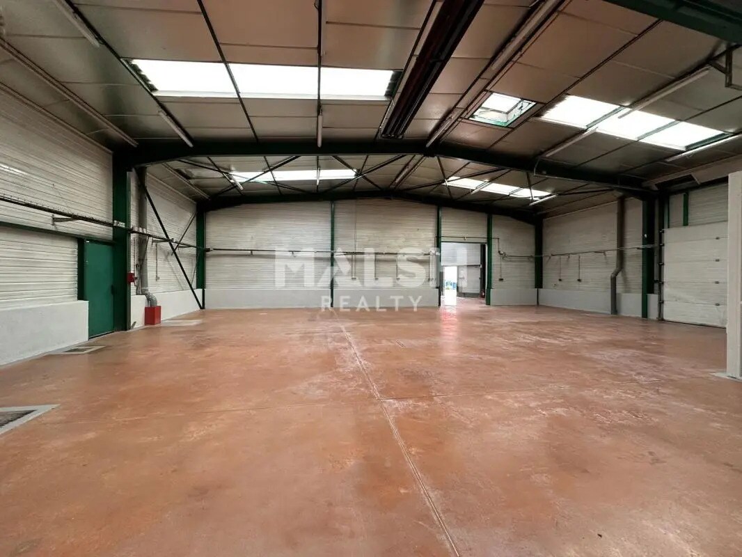 Bureau dans Arnas à louer Photo intérieure– Image 1 sur 8