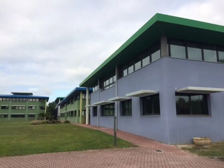 Bureau dans Pessac à louer - Photo de l’immeuble – Image 2 sur 5