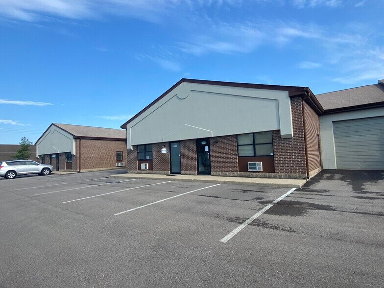 9840-9866 Crescent Park Dr, West Chester, OH à louer - Photo de l’immeuble – Image 3 sur 5