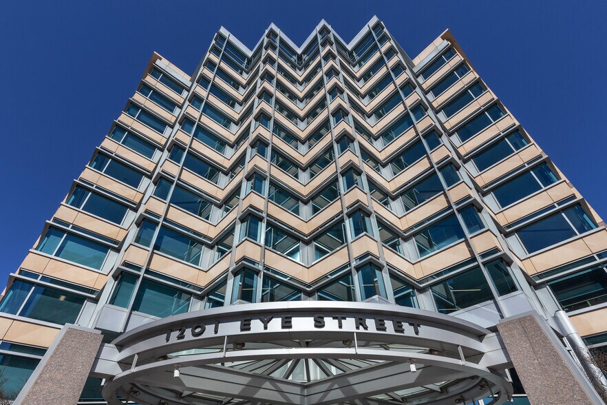 1201 Eye St NW, Washington, DC à louer - Photo de l’immeuble – Image 2 sur 20