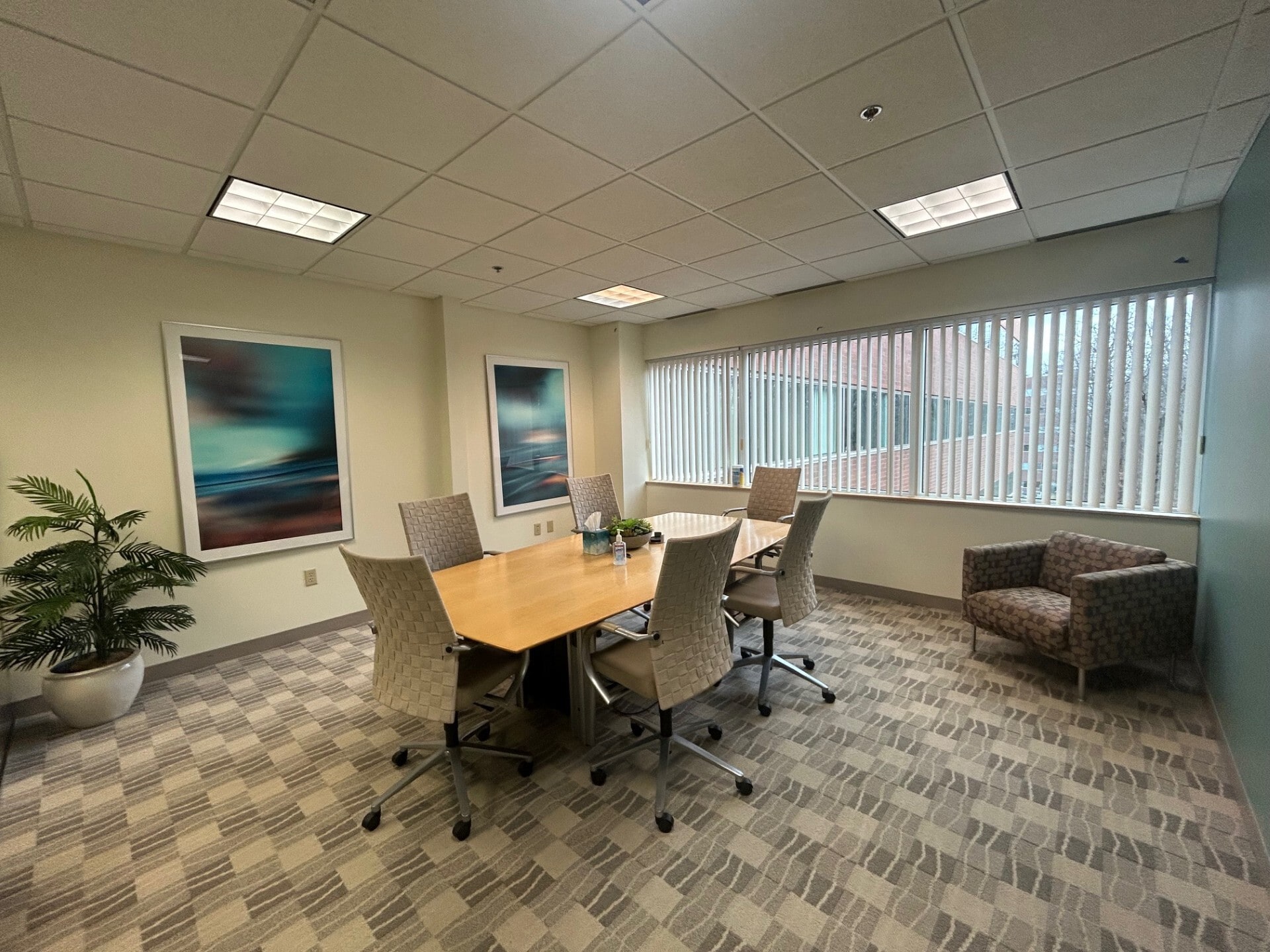 200 Fifth Ave, Waltham, MA à louer Photo intérieure– Image 1 sur 6