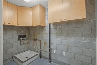 808 Edgehill Dr, Burlingame, CA à louer Photo intérieure– Image 2 sur 13