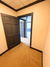 201 E Camperdown Way, Greenville, SC à louer Photo intérieure– Image 2 sur 2