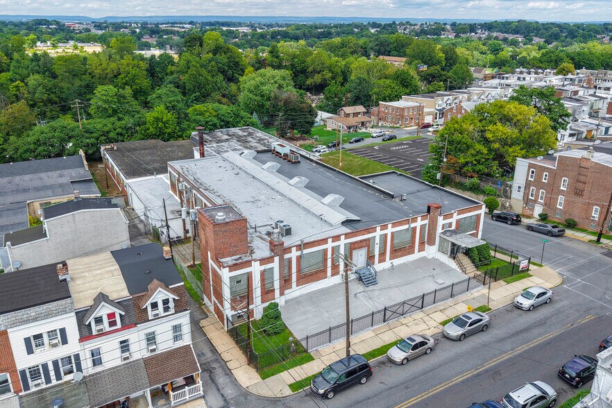 801 W Greenleaf St, Allentown, PA à louer - Photo de l’immeuble – Image 2 sur 8