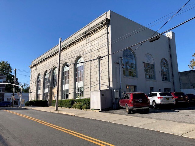 145 Main St, Port Washington, NY à louer - Photo de l’immeuble – Image 3 sur 33