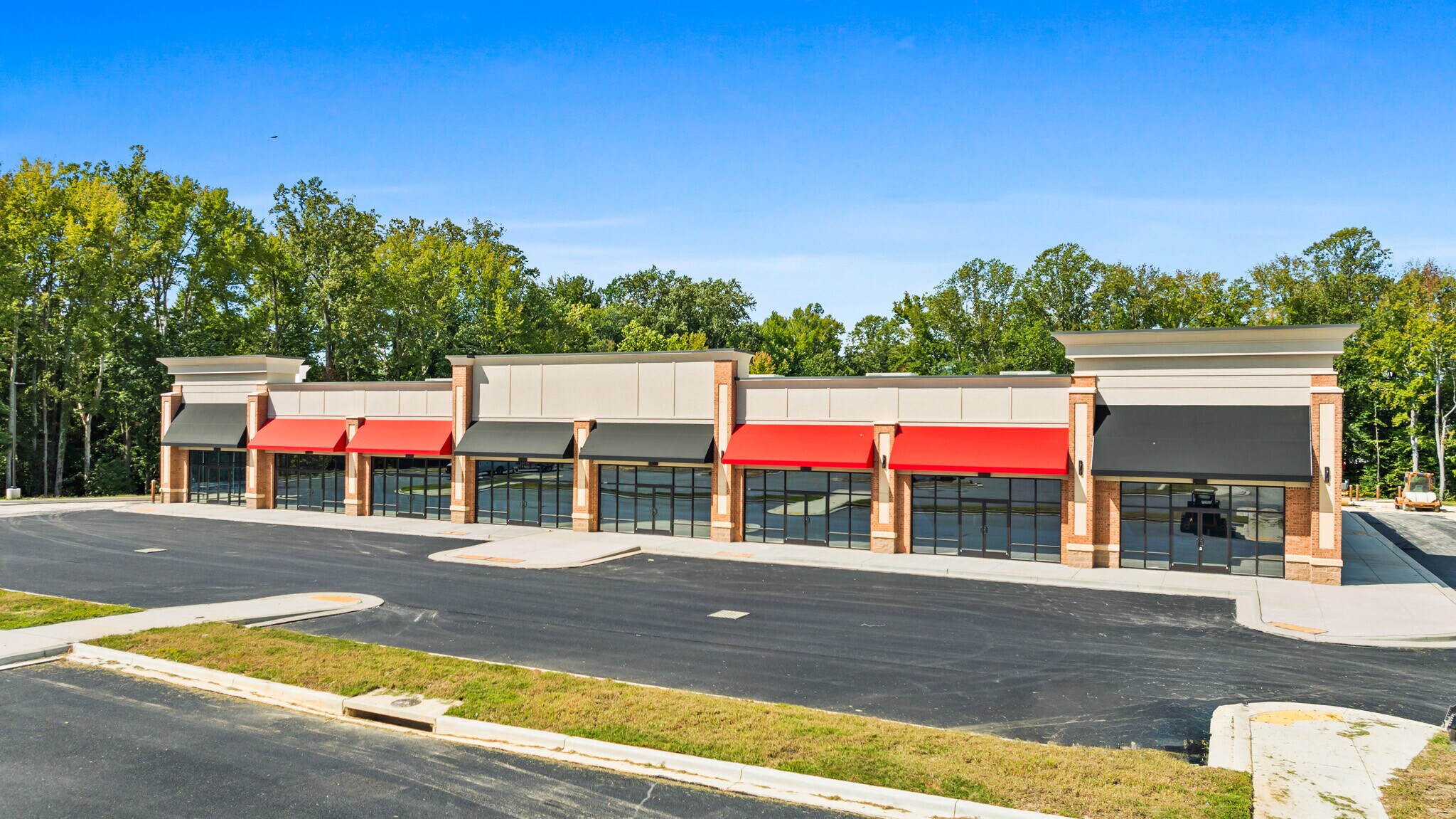 6565 Crain Hwy, La Plata, MD à louer Photo principale– Image 1 sur 26