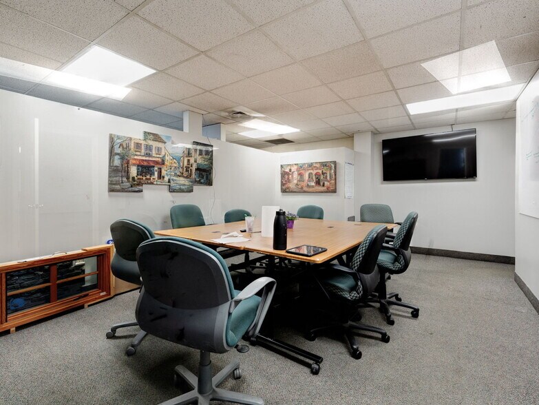 409 New State Rd, Manchester, CT à louer - Photo de l’immeuble – Image 3 sur 9