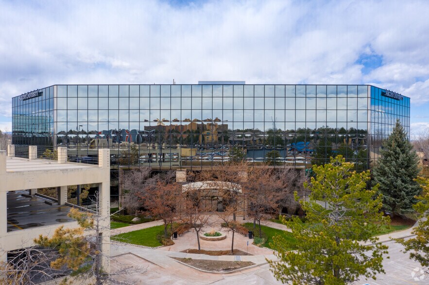 7600 E Eastman Ave, Denver, CO à louer - Photo de l’immeuble – Image 2 sur 11