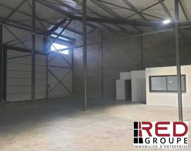 Plus de détails pour Industriel/Logistique à louer