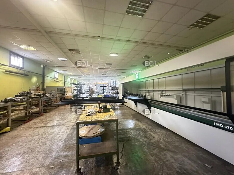 Industriel/Logistique dans Marseille à louer - Photo intérieure – Image 3 sur 4