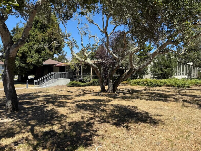 2801 Salinas Hwy, Monterey, CA à louer - Photo principale – Image 1 sur 10