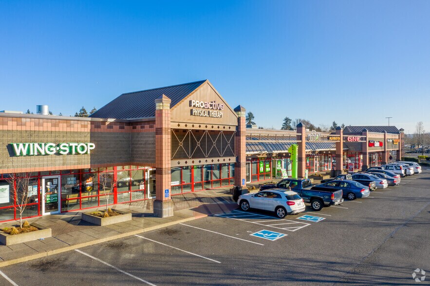 9908-10004 NE Halsey St, Portland, OR à louer - Photo de l’immeuble – Image 1 sur 5