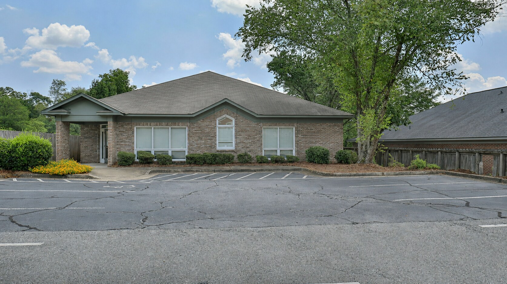 1818 Warm Springs Rd, Columbus, GA à vendre Photo de l’immeuble– Image 1 sur 11