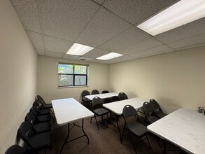 2055 S Oneida St, Denver, CO à louer Photo intérieure– Image 2 sur 2