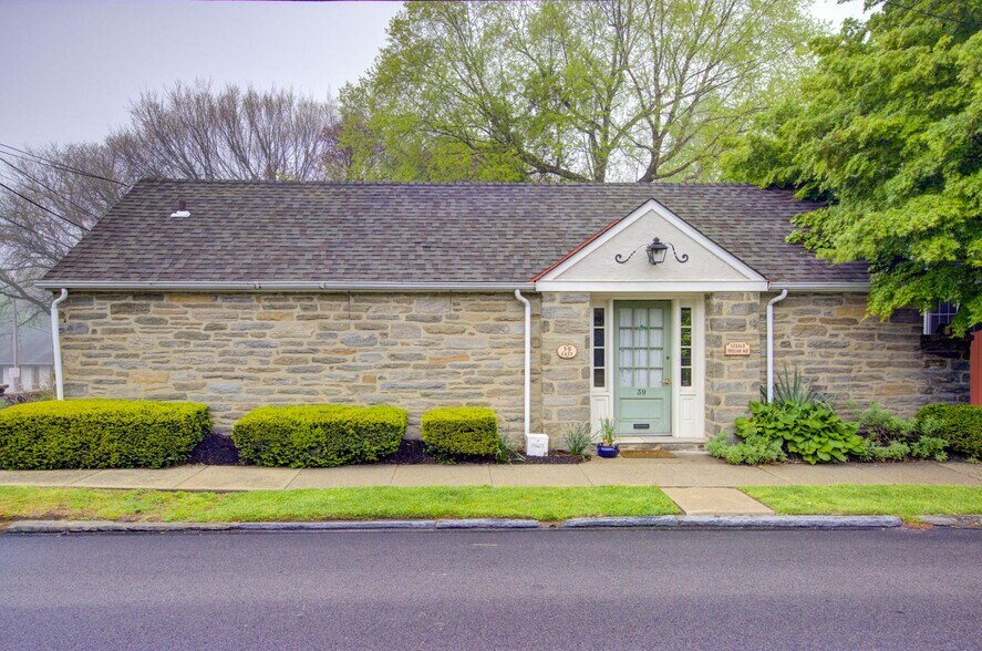39 E Chestnut Hill Ave, Philadelphia, PA à vendre - Photo de l’immeuble – Image 2 sur 17