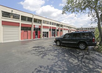 Plus de détails pour 13259-13299 SW 124th St, Miami, FL - Industriel/Logistique à louer