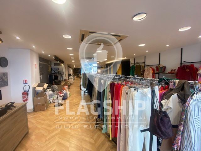 Local commercial dans Paris à louer Photo intérieure– Image 1 sur 10