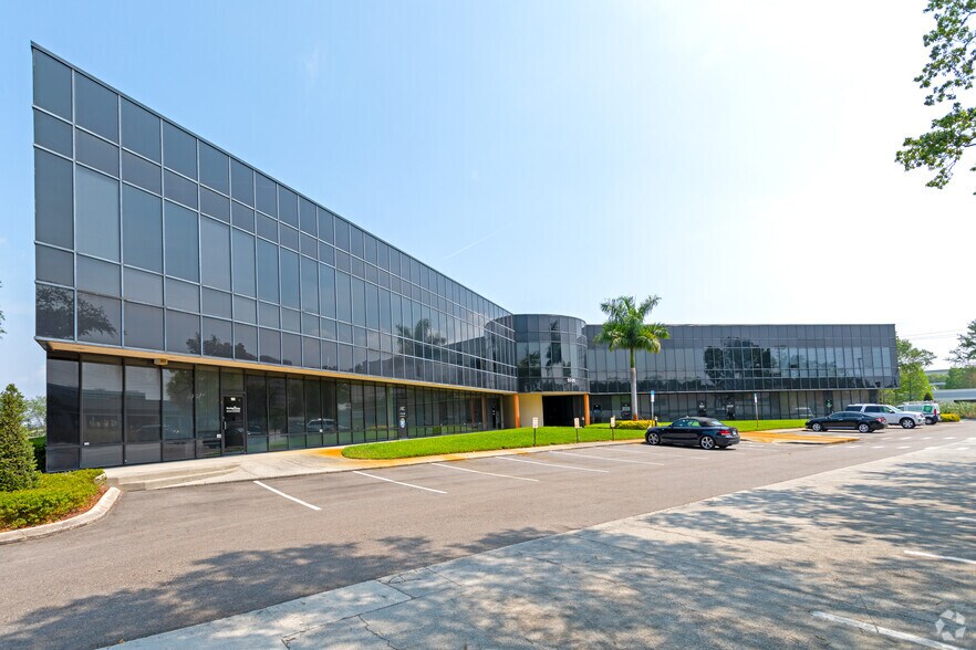 5005 W Laurel St, Tampa, FL à louer - Photo de l’immeuble – Image 3 sur 4