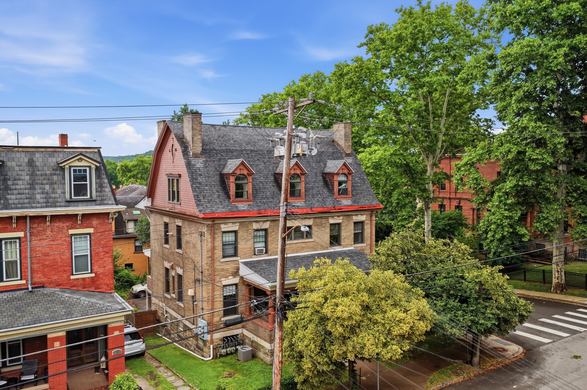 215 S Braddock Ave, Pittsburgh, PA à vendre Photo de l’immeuble– Image 1 sur 65