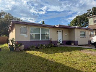 Plus de détails pour 2301 Trelain Dr S, Saint Petersburg, FL - Logement à vendre