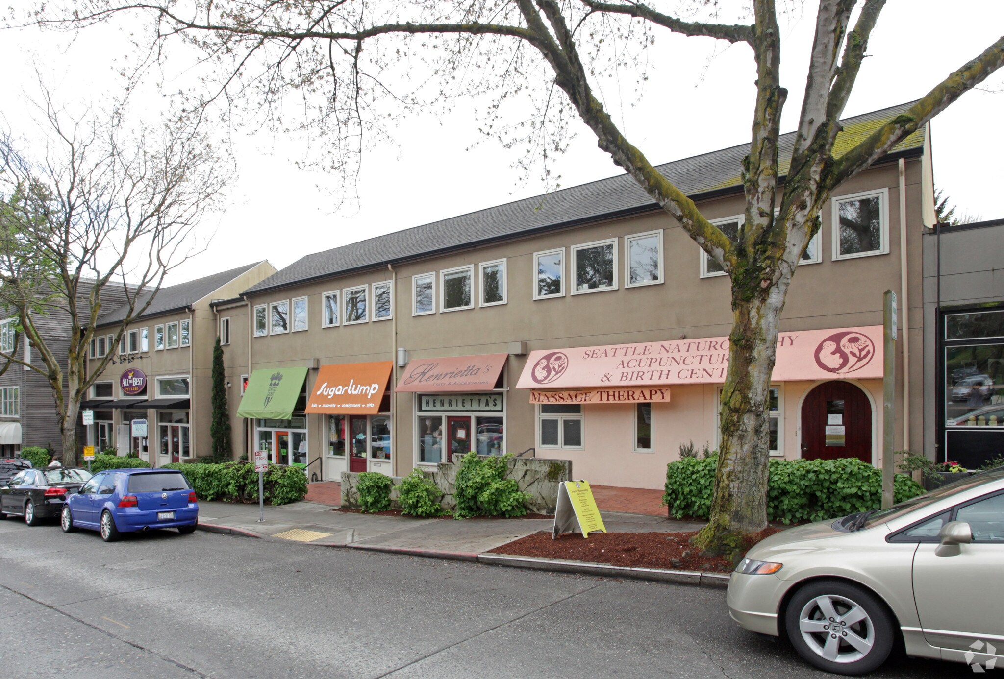 2705-2713 E Madison St, Seattle, WA à louer Photo principale– Image 1 sur 4