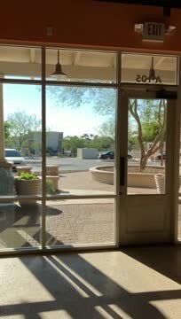 17650 W Elliot Rd, Goodyear, AZ à vendre - Vidéo sur l’annonce professionnelle – Image 2 sur 12