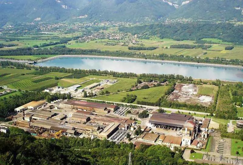 Industriel/Logistique dans Le Cheylas à louer - Photo de l’immeuble – Image 1 sur 4
