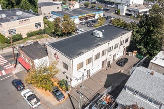 Plus de détails pour 23 Ryan St, Stamford, CT - Local d’activités à vendre