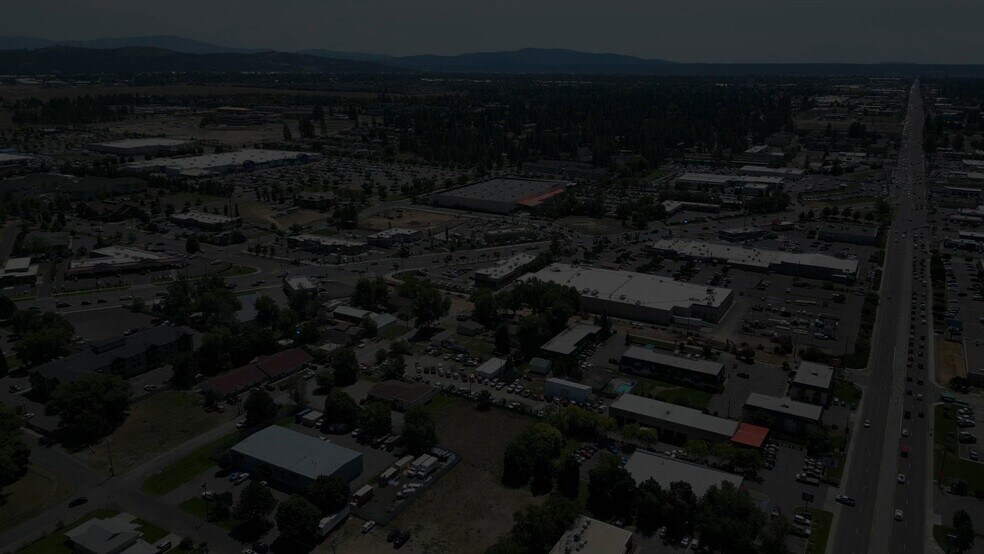 9629 N Colfax Rd, Spokane, WA à vendre - Vidéo sur l’annonce professionnelle – Image 3 sur 80