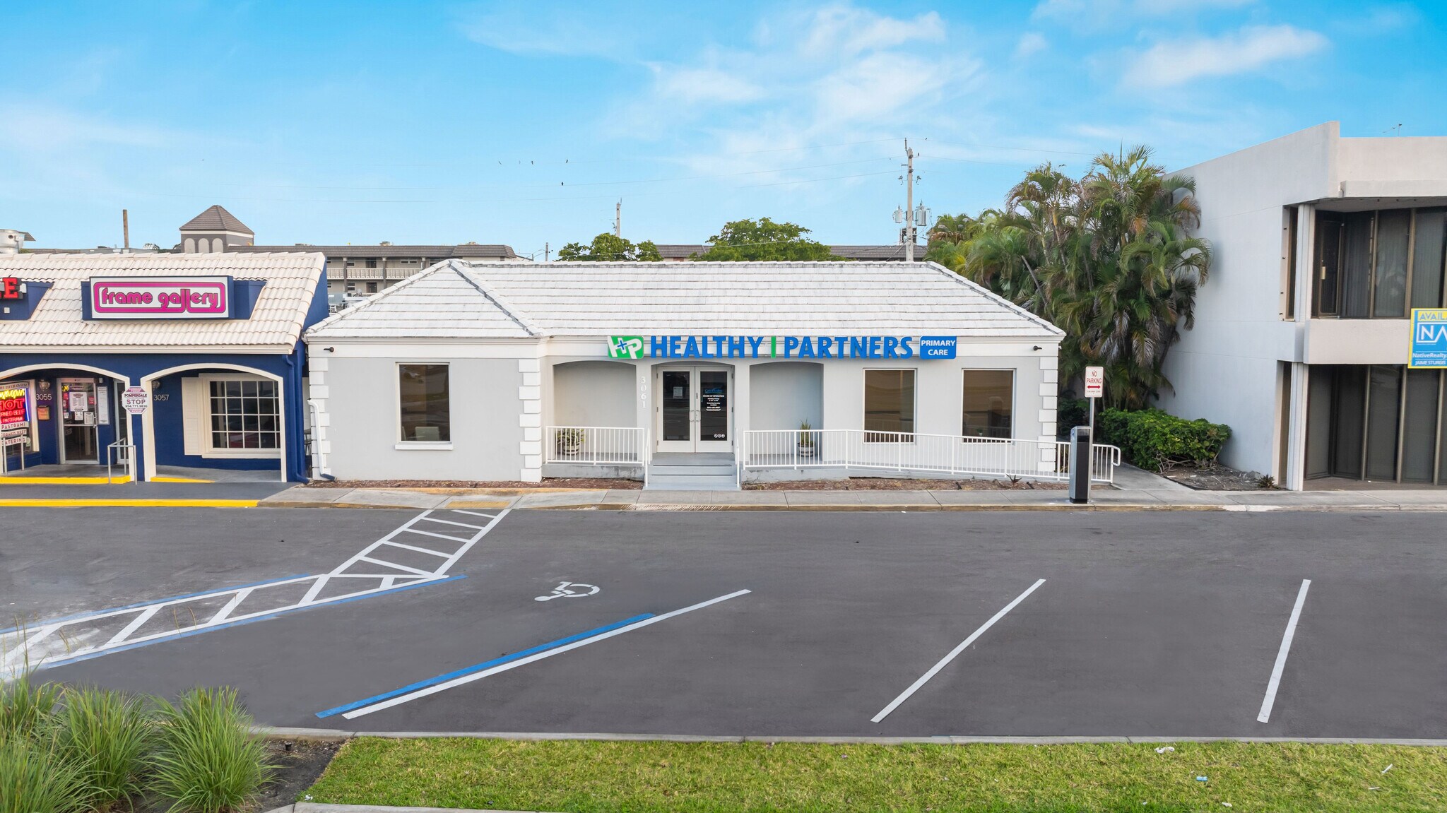 3061 E Commercial Blvd, Fort Lauderdale, FL à vendre Photo principale– Image 1 sur 4