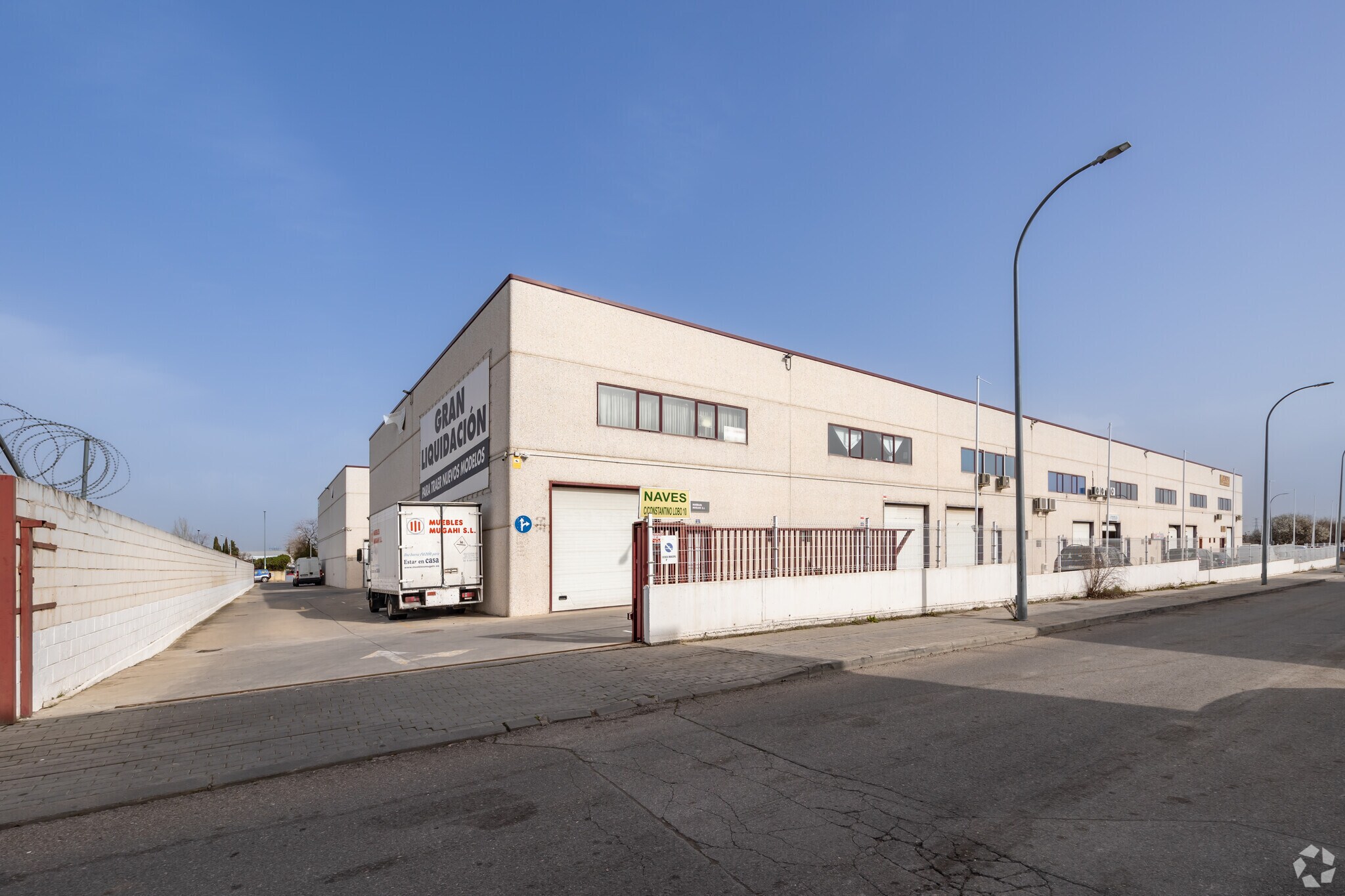 Industriel/Logistique dans Coslada, Madrid à louer Photo principale– Image 1 sur 4
