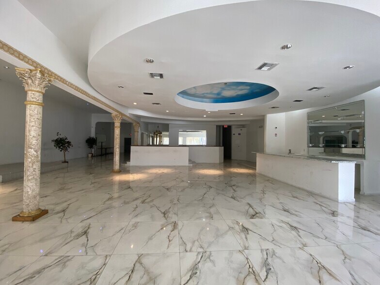 2029 Harrison St, Hollywood, FL à louer - Photo de l’immeuble – Image 2 sur 25