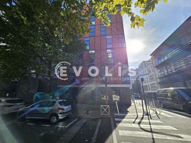 Bureau dans Montrouge à louer - Photo de l’immeuble – Image 1 sur 36