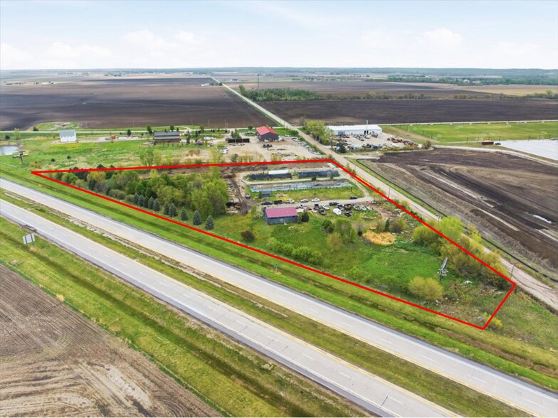6610 N 264th Cir, Valley, NE à vendre - Photo de l’immeuble – Image 3 sur 17