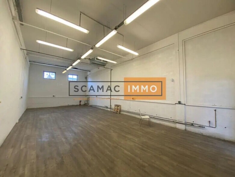 93330 Neuilly-Sur-Marne, Neuilly-sur-Marne à louer - Photo de l’immeuble – Image 3 sur 6