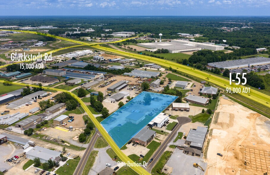 355 Distribution Dr, Madison, MS à louer - Photo de l’immeuble – Image 1 sur 17