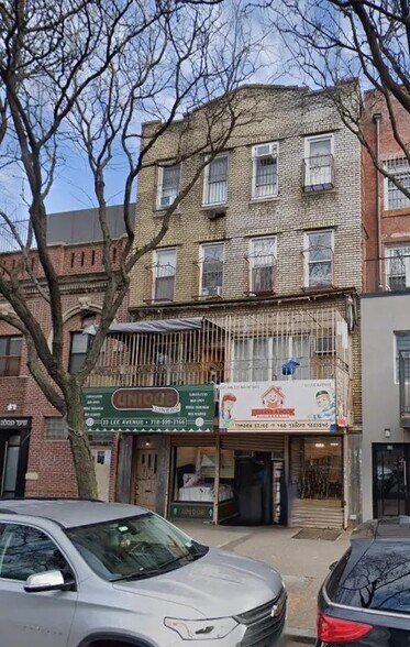 33 Lee Ave, Brooklyn, NY à louer - Photo de l’immeuble – Image 2 sur 2