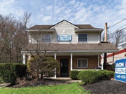 186 Lear Rd, Avon Lake, OH à vendre Photo de l’immeuble– Image 1 sur 2