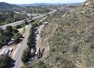 9601 Flinn Springs Rd, El Cajon, CA - Vue aérienne  vue de carte - Image1