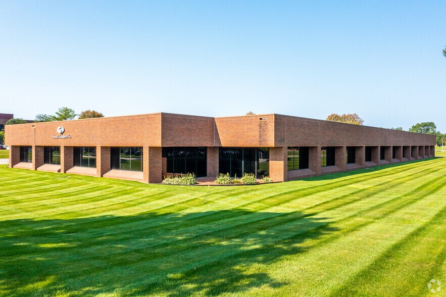 4200 Corporate Dr, West Des Moines, IA à louer - Photo de l’immeuble – Image 3 sur 5