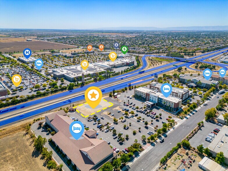 2120 Freeway Dr, Woodland, CA à vendre - Photo de l’immeuble – Image 1 sur 34