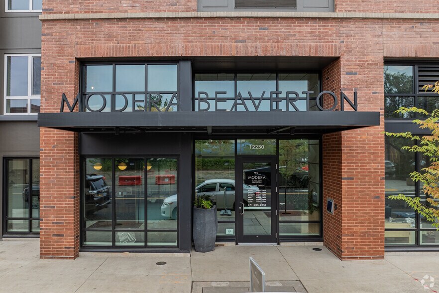 12230 SW Broadway St, Beaverton, OR à louer - Photo de l’immeuble – Image 3 sur 11