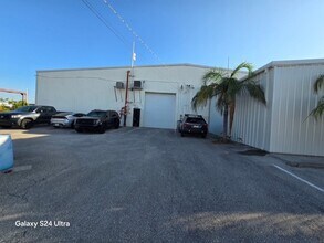 5449 Maule Way, Mangonia Park, FL à louer Autre– Image 2 sur 3